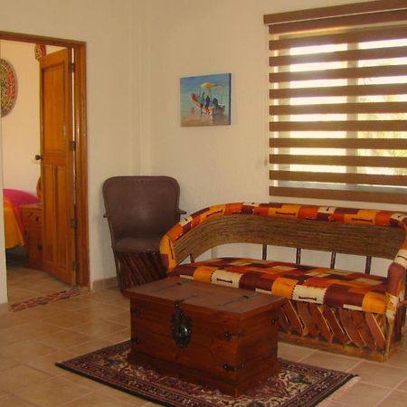 La Paloma Oceanfront Retreat Hotel San Patricio Melaque Quarto foto