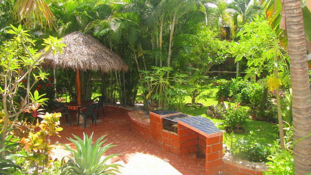 La Paloma Oceanfront Retreat Hotel San Patricio Melaque Quarto foto