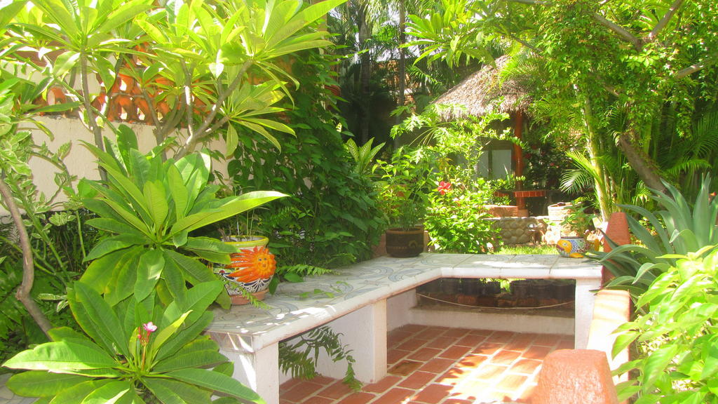 La Paloma Oceanfront Retreat Hotel San Patricio Melaque Exterior foto