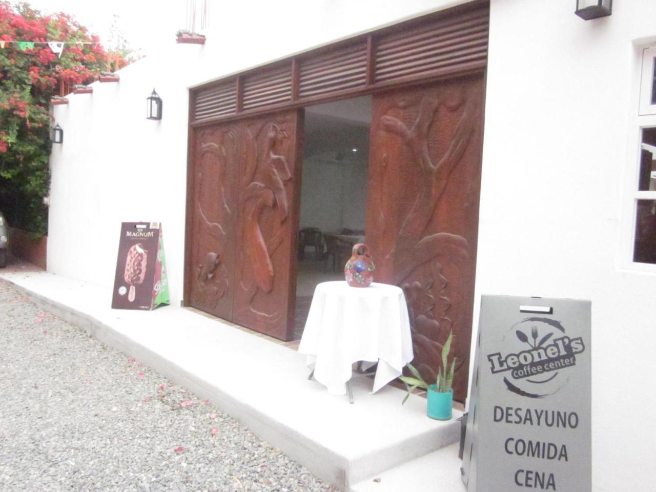 La Paloma Oceanfront Retreat Hotel San Patricio Melaque Exterior foto